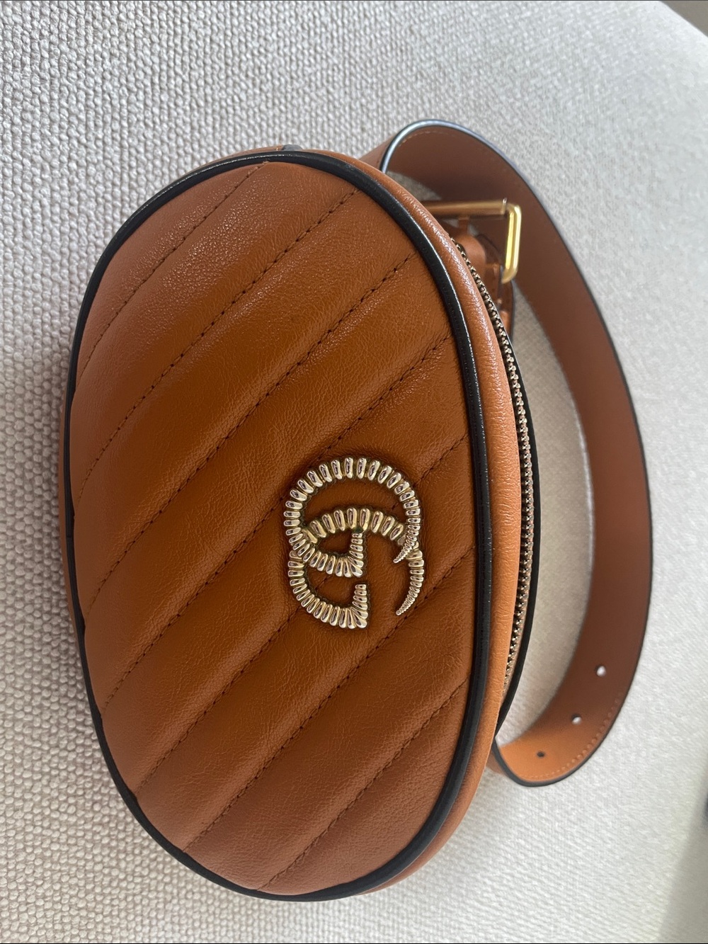 Gucci calfskin belt bag! Used in good condition!